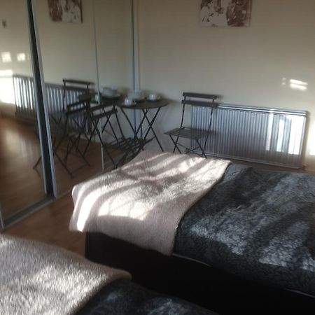 Thorpe Accommodation ภายนอก รูปภาพ